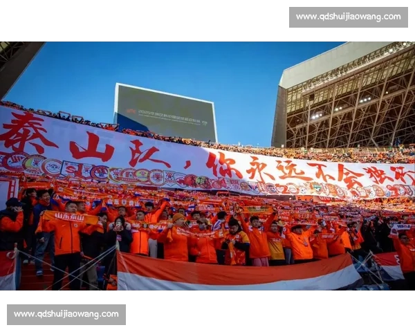 鲁能泰山鏖战上海申花 谁能在中超赛场夺取关键胜利 鲁能泰山鏖战上海申花 谁能在中超赛场夺取关键胜利